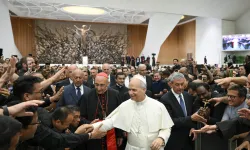 Pope Leo XIV meets with priests of Rome in the Vatican’s Paul VI Hall on Thursday, June 12, 2025. / Credit: Vatican Media